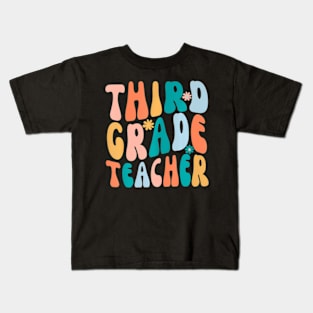 Third Grade Teacher Retro Groovy Design 3Rd Grade Teaching Kids T-Shirt